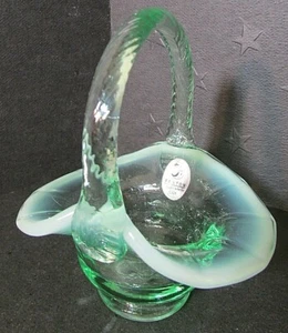 FENTON cestino miniatura VERDE MARE bordo opalescente - Foto 1 di 10