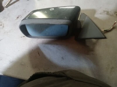 OEM PASSENGRE SIDE Door Mirror BMW 530I Right 01 02 03 2001 2002 2003 - Image 1 of 4