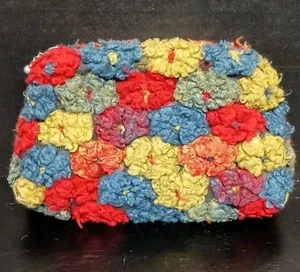 Vintage Martin & Barnett Colorful Knit Flower Cosmetic Bag 7" X 5" Zip Closure - Picture 1 of 8