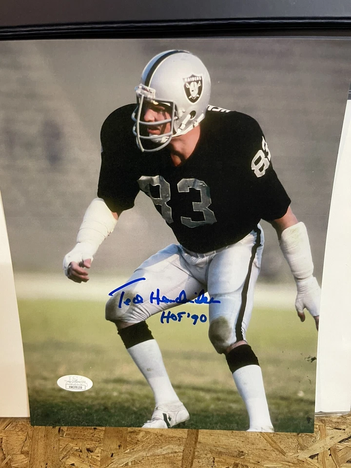 OAKLAND RAIDERS Ted Hendricks SIGNED AUTO 8X10 PHOTO HOF 1990  JSA WITNESS SB XI - Image 1 of 1