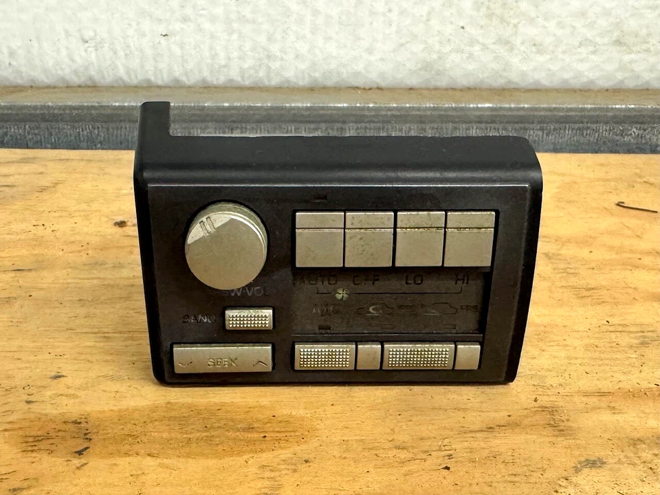 Panel de control de clima/radio Toyota Cressida 1986 ventilador calentador Foto 1 de 4