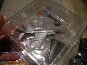 1:100 DEL PRADO / Edición Atlas BAe / Mc Donnell Dougles AV-88 Harrier II en VP - Imagen 1 de 2
