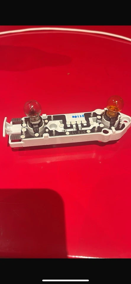 Lampenträger Mercedes S211 Rückleuchte RE AVANTGARDE (2006-2009)KOMBI 2118202864 - Bild 1 von 1