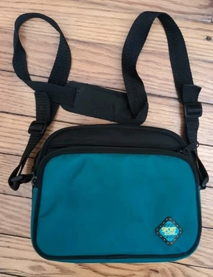 90s Sport Zone Belt Bag Camera Carry Case Padded Crossbody Fanny Pack Green Vtg - Image 1 of 3