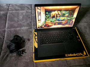 Dell Latitude 7400 - i5 / 16 Go RAM / SSD 240 Go / Windows 11 Pro - Photo 1/10