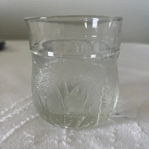 Indiana Glass Clear Pebble Leaf 8 ounce Tumbler - Picture 1 of 6