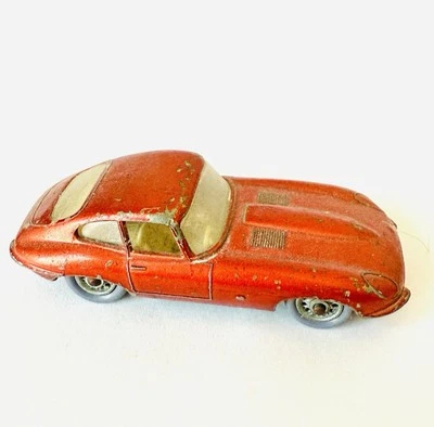1962 Original Vintage Matchbox Lesney 32B Red JAGUAR XK E Type Beautiful 60s Car - Image 1 of 4