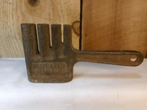 Vintage Rustic Steel Chain Detacher Tool - Picture 1 of 2