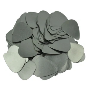 Lots of 100 pcs Stainless Steel 0.3mm Blank Guitar Picks Plectrums No Print - Afbeelding 1 van 3