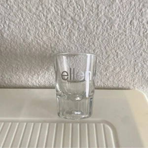Schnapsglas "The Ellen Show" - Bild 1 von 3