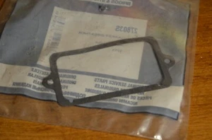 OEM Briggs & Stratton 27803S Breather Gasket NOS - Picture 1 of 2