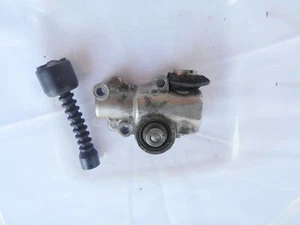 Stihl 038 AV Magnum Super OEM Chain Oil Pump 1119 Farmboss 045 056  - Bild 1 von 3