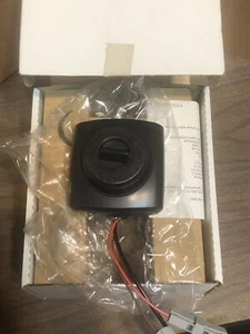 **NEU** BOSCH LTC0255MC CCTV-Farbkamera mit 1/4 Zoll Farbobjektiv - Bild 1 von 4