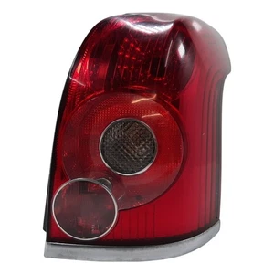 Luz trasera lado derecho Toyota Avensis D-4d 2007 - Imagen 1 de 14