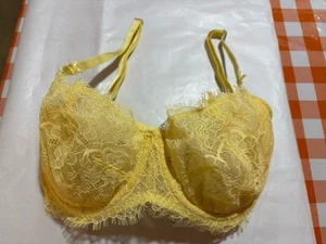 VICTORIA SECRET DREAM ANGELS Golden Yellow 32DDD( Unworn WO tags) - Picture 1 of 4