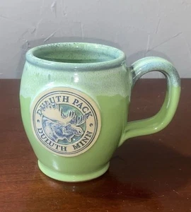 Taza de café Deneen Pottery lanzada a mano verde lima paquete Duluth Minn EE. UU. - Imagen 1 de 9