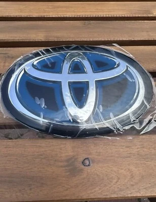 🔥90975-C2022 Toyota Sienna гибридный OEM 2021-2023 передняя решетка эмблема логотип радар - Изображение 1 из 4