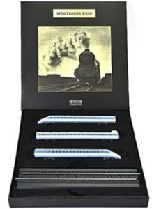 Shinkansen - Train - Set - Z guage -1/220 scale - Brand New - Model Train - Picture 1 of 2