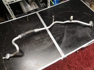 FORD FOCUS mk2 ST225 FRONT AIRCON PIPE 2006 MK2 PRE FACE LIFT - Picture 1 of 3