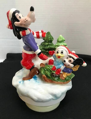 VintageFirst Limited Edition DISNEY Goofy "Sleigh Ride" Christmas 1980 Music Box - Image 1 of 4