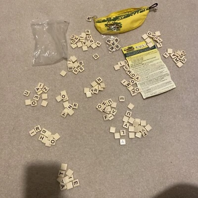 Bananagrams Wild Tiles Fun Word Game Learning Spelling Letter Sounds Family - Image 1 of 4
