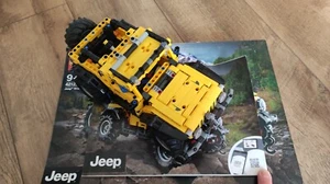LEGO 42122 100 % KOMPLETT JEEP RUBICON + TECHNIC LEGO MAN, BOX UND HANDBUCH - Bild 1 von 11
