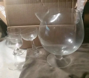 Brandy Snifter/Margarita Krug Kristall Vintage 8x5" Fuß + 3 herzliche Sipper - Bild 1 von 7