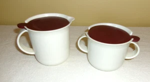 Vintage Tupperware White Creamer & Sugar Maroon Lids 2310A-2 & 2309A-1 BRAND NEW - Picture 1 of 4