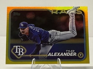 Serie aggiornamento Topps 2024 Tyler Alexander #US235 Gold Rainbow - Tampa Bay Rays - Foto 1 di 2