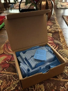 Box Of Price Tags No Strings Old New Stock! - Picture 1 of 2
