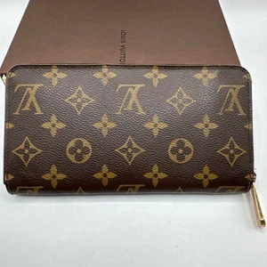 Cartera Louis Vuitton M42616 Monograma Lona Cremallera Marrón Usada Sin Caja - Imagen 1 de 9
