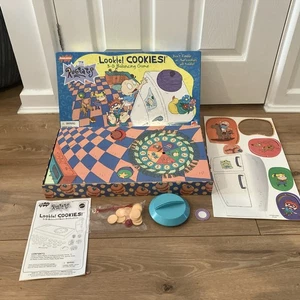 Nickelodeon Rugrats Lookie Cookies! 3D Balancing Board Game Mattel 1998 Complete - Picture 1 of 14