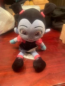 Disney Junior Vampirina Plush (girl vampire, black pigtails) - Picture 1 of 5