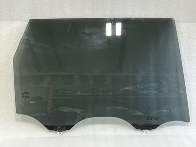 2017 NISSAN PATHFINDER ПРАВАЯ ПАССАЖИРСКАЯ СТОРОНА ЗАДНЯЯ ДВЕРЬ СТЕКЛЯННОЕ ОКНО - Изображение 1 из 3