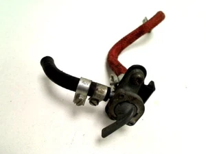 montaje grifo combustible usado para HONDA VF 750 C MAGNA 1982-1984 V45 (RC07-RC09) - Imagen 1 de 6