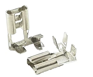 50x 6,3 / 6,35 Kabelschuhe Flachstecker Steckhülsen abgewinkelt Flagge Flag Auto - Bild 1 von 10