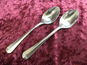 1776 2 Teaspoons Present Stainless Korea Center Ridge NICE - Picture 1 of 3