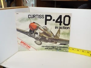 CURTISS P40 26 IN ACTION  Squadron/Signal Publications BOOK .. MODEL 1/48 - Imagen 1 de 6