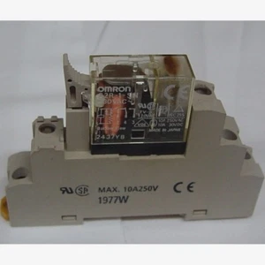 Relé OMRON G2R-1-SN con base P2RF-05-E - Imagen 1 de 1