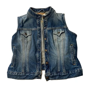 Levi's Denim Vest Misses XL Blue Jean Trucker Style With Pockets Levi Straus - Picture 1 of 10