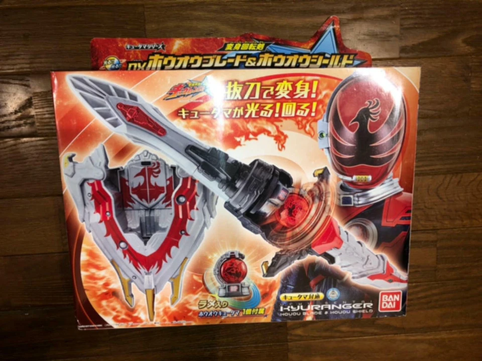 Espada de transformación Uchu Sentai Kyuranger DX Houou hoja y escudo Houou Foto 1 de 4