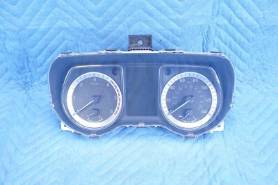 Grupo velocímetro Nissan Titan XD 24810-EZ25A 2016-2018 67.376 en él OEM Foto 1 de 4