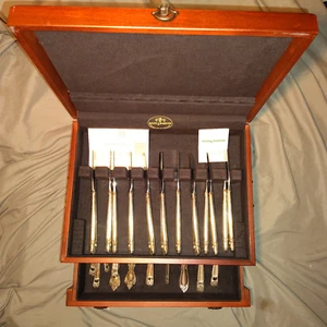 Reed & Barton Anti-Tarnish Wood Silverware Flatware Storage Chest Box w/Drawer - Picture 1 of 24