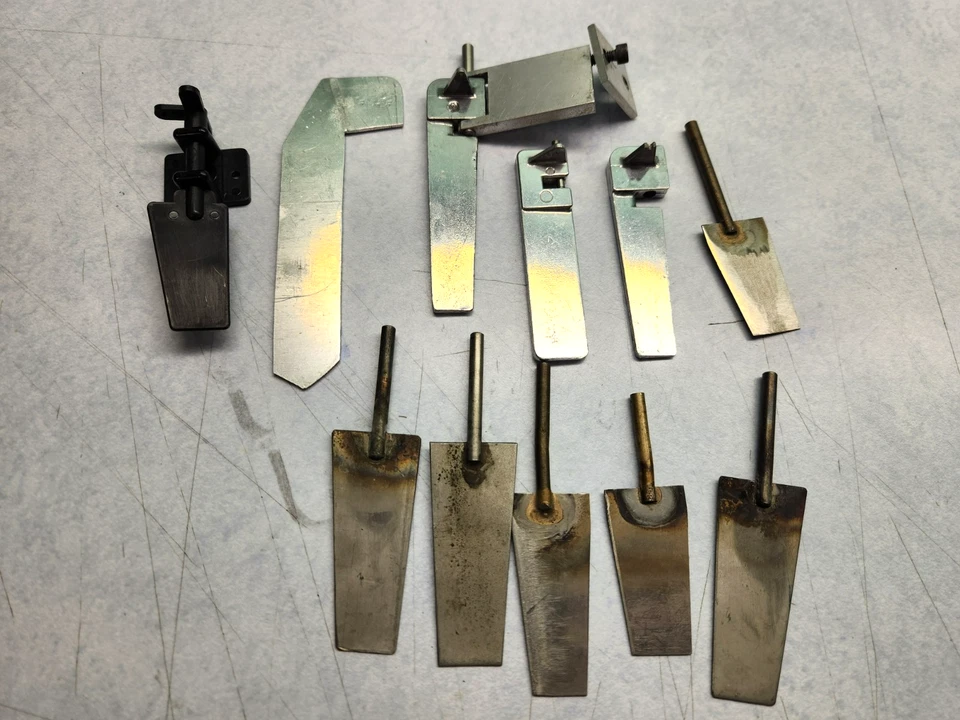 11 X Vintage Rudder Assembly for  RC Model Boats - Image 1 of 1