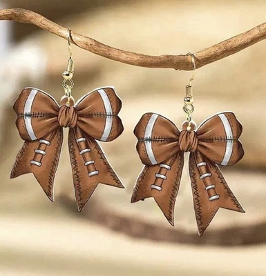 足球耳环蝴蝶结口音吊坠运动可爱新品 — 第 1/4 张图片