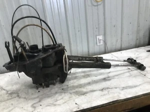 MerCruiser Alpha 1 Gen 1 out drive mount gimbal housing & hydraulic cylinders - Picture 1 of 18