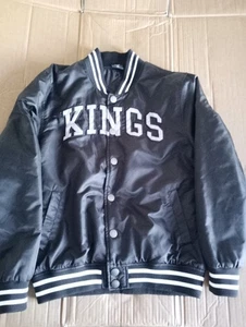 L A Kings Bomber Jacket Men's Large Black Button Up Logo On Front Back - Picture 1 of 8