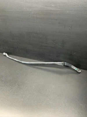 2014-20 Maserati Ghibli Q4 para-brisa dianteiro esquerdo braço limpador lateral do motorista 670001642 - Imagem 1 de 4