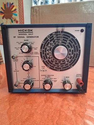 Hickok Model 257 Modulated RF Signal Generator - Fully Functional - Image 1 of 4
