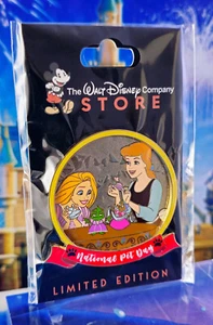 Disney Pin DEC - National Pet Day - RAPUNZEL CINDERELLA LE 250 Princess - Picture 1 of 1